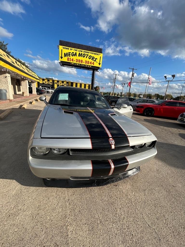 Dodge Challenger  2010