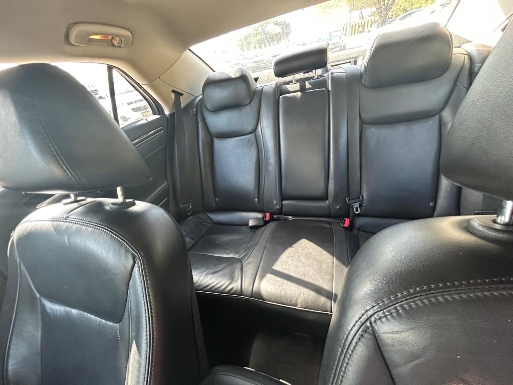Chrysler 300  2016
