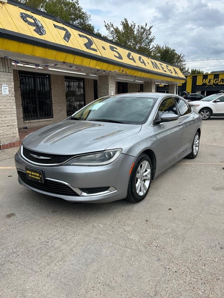 Chrysler 200  2015