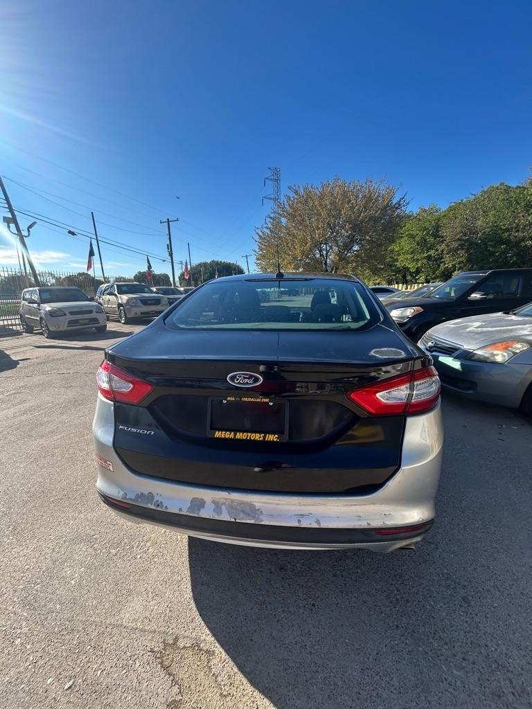 Ford Fusion  2016