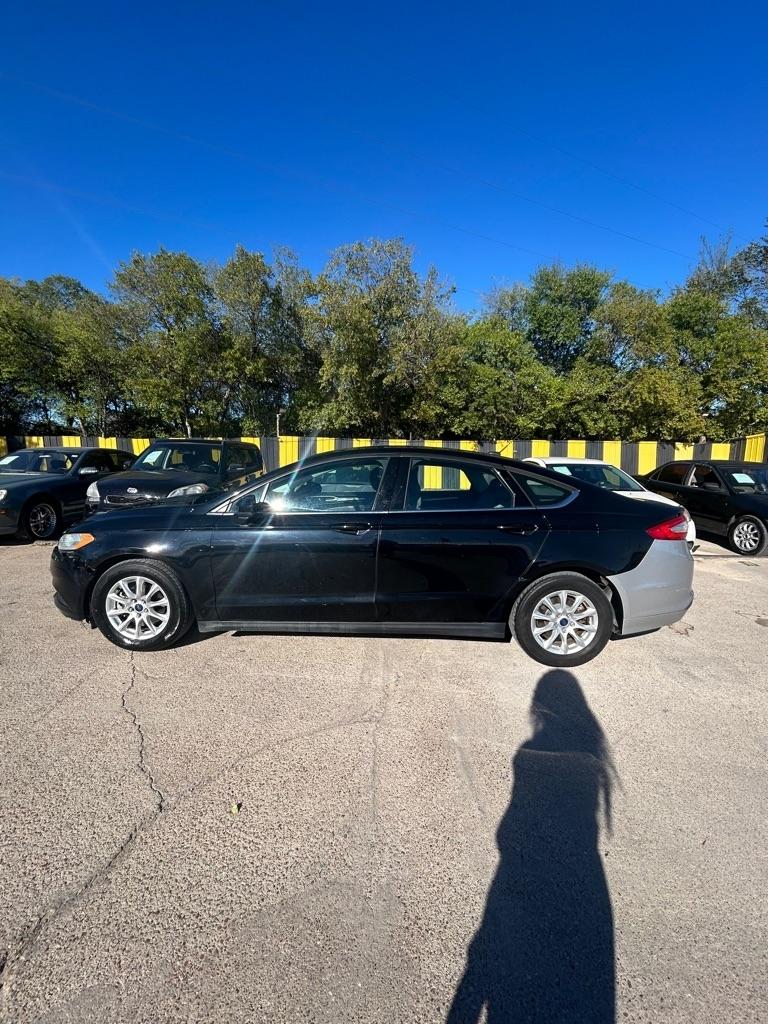 Ford Fusion  2016