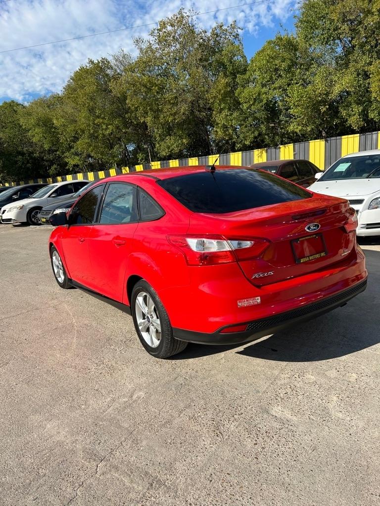 Ford Focus  2014