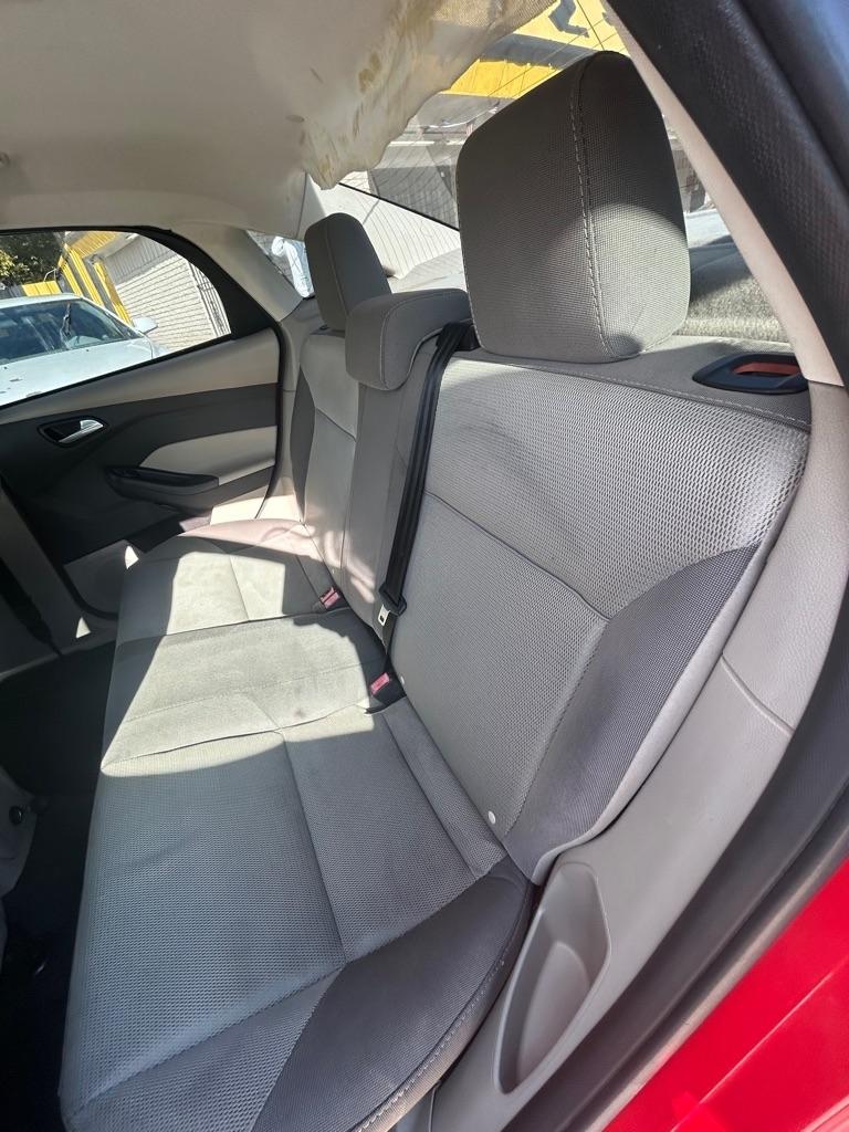 Ford Focus  2014
