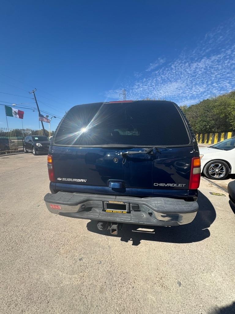 Chevrolet Suburban  2001