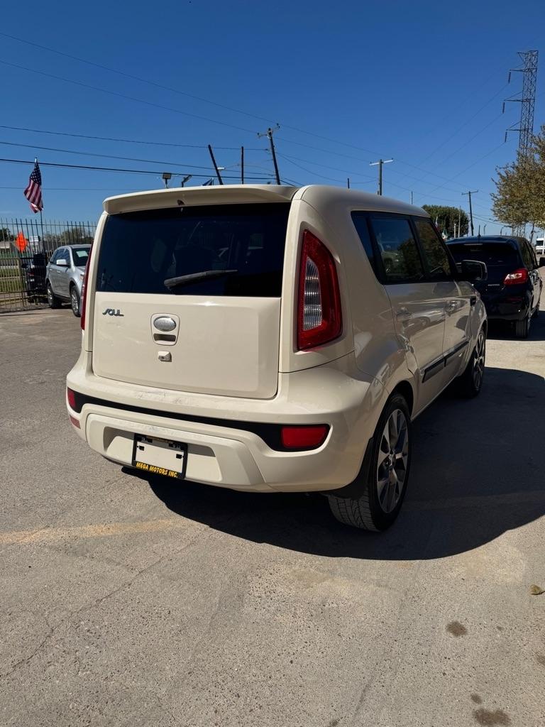 Kia Soul  2013