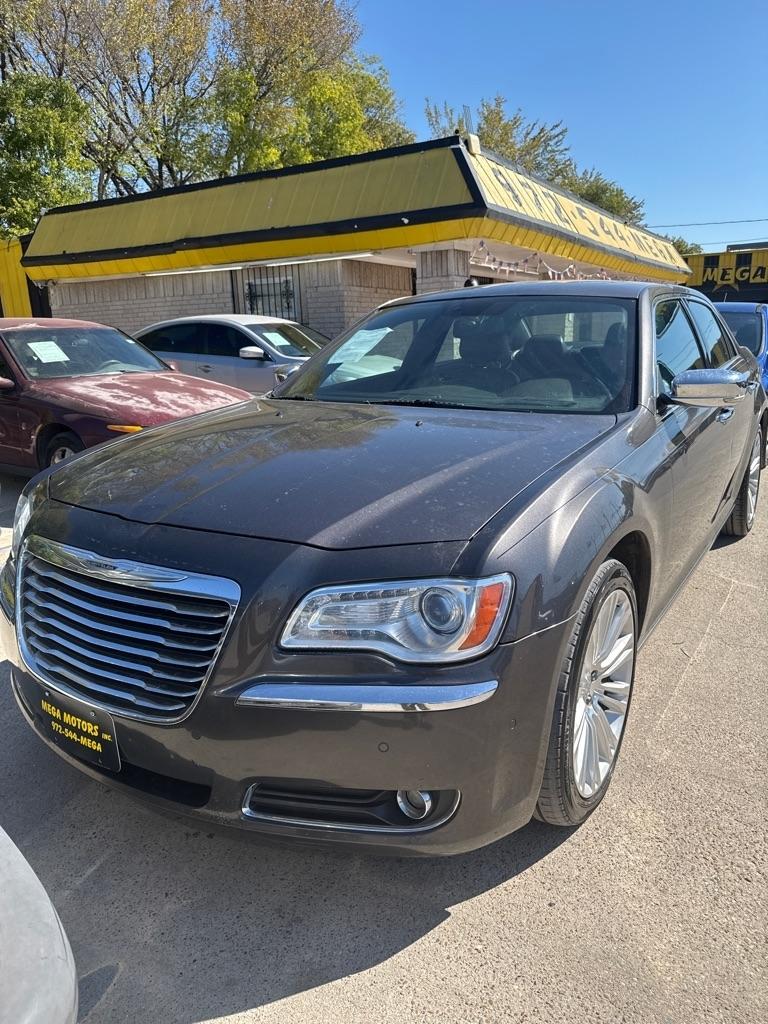 Chrysler 300  2014