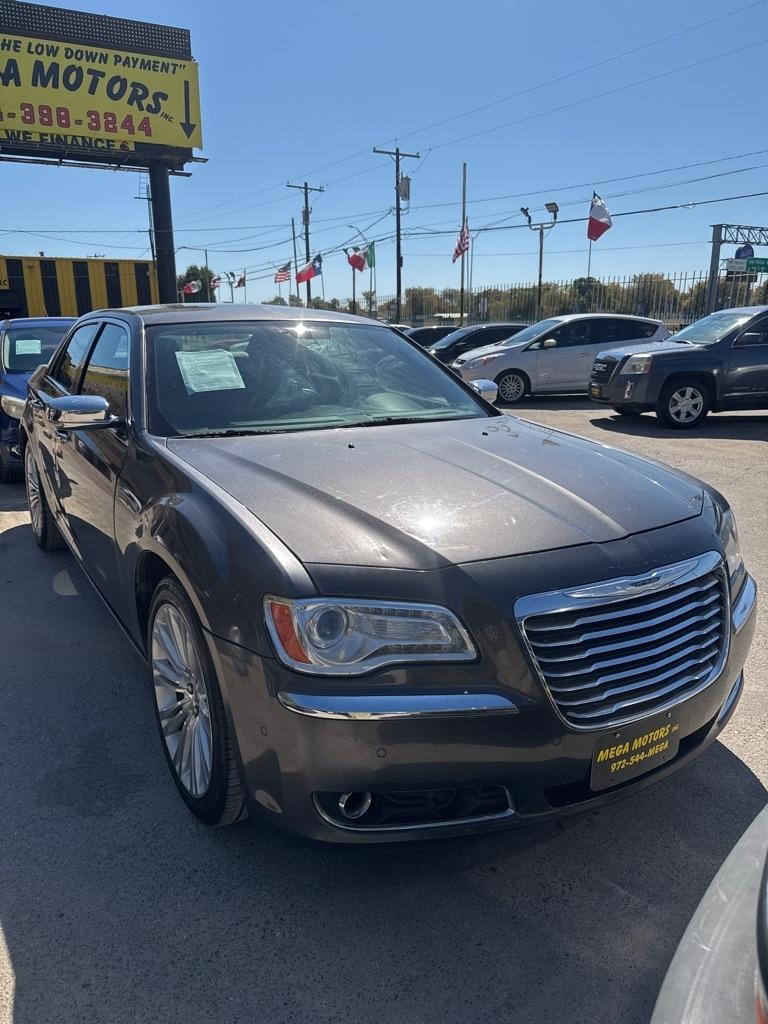 Chrysler 300  2014