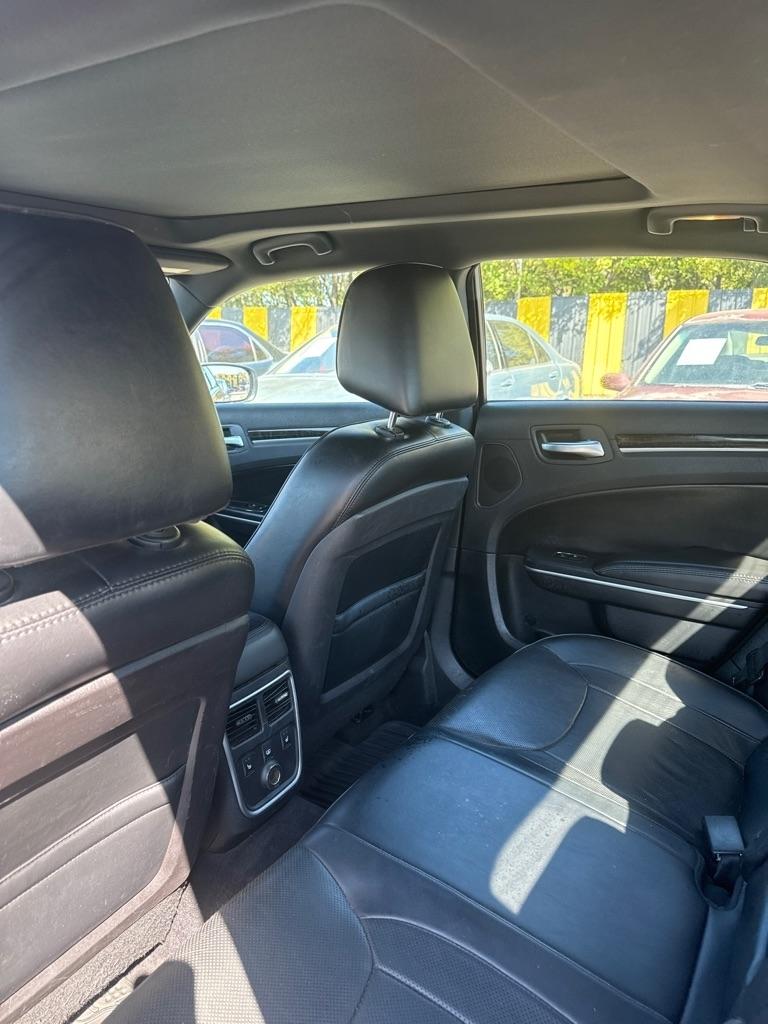 Chrysler 300  2014