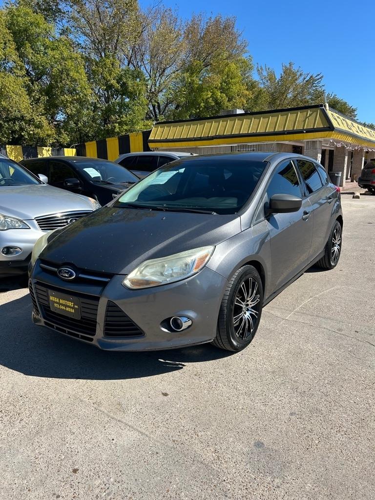 Ford Focus  2012