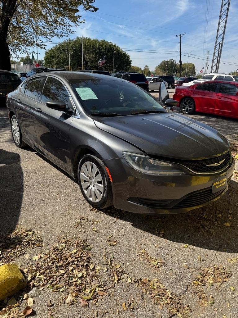 Chrysler 200  2016