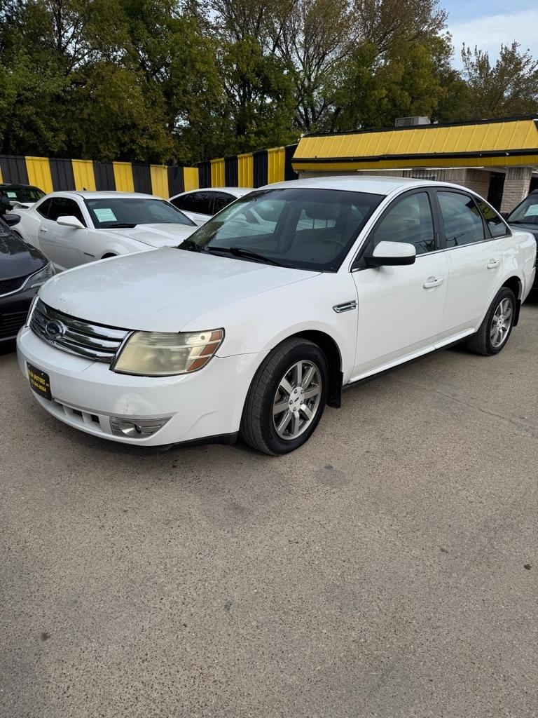 Ford Taurus  2008