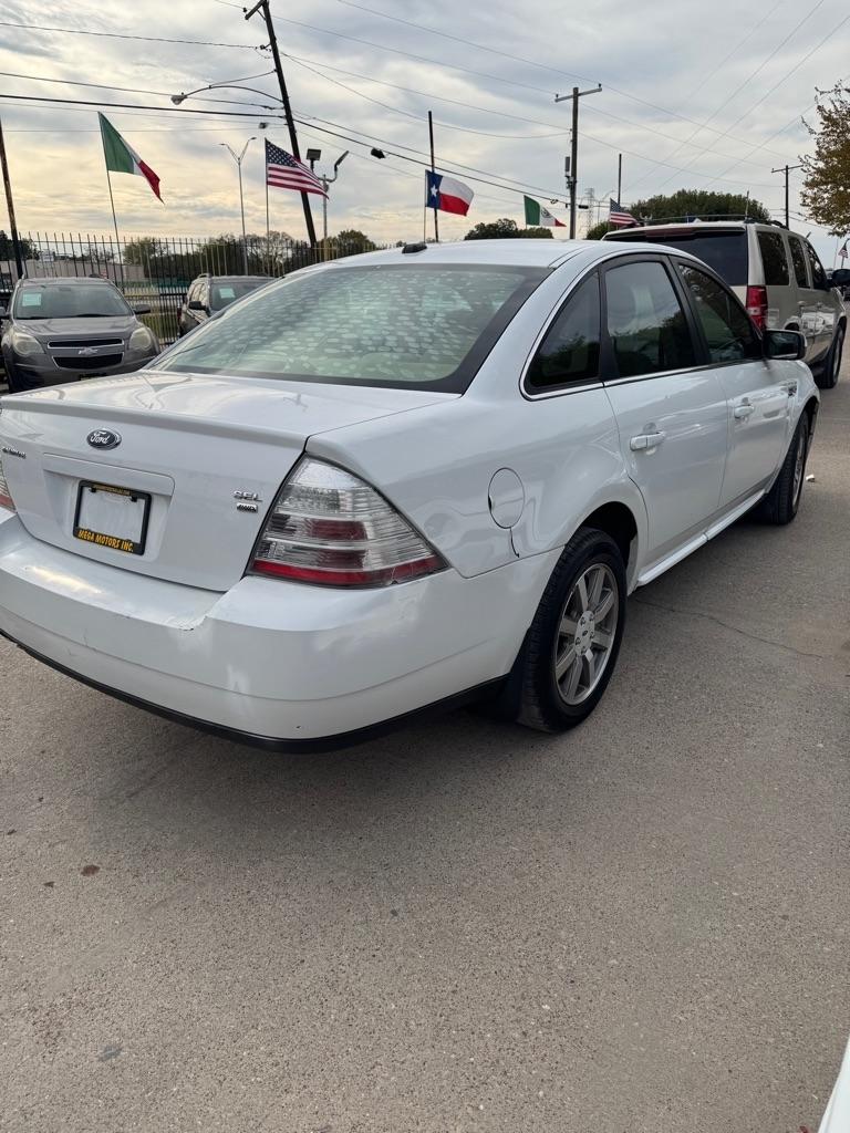 Ford Taurus  2008