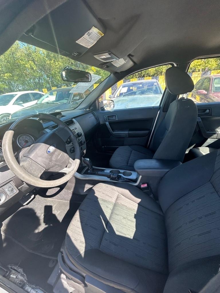 Ford Focus  2010