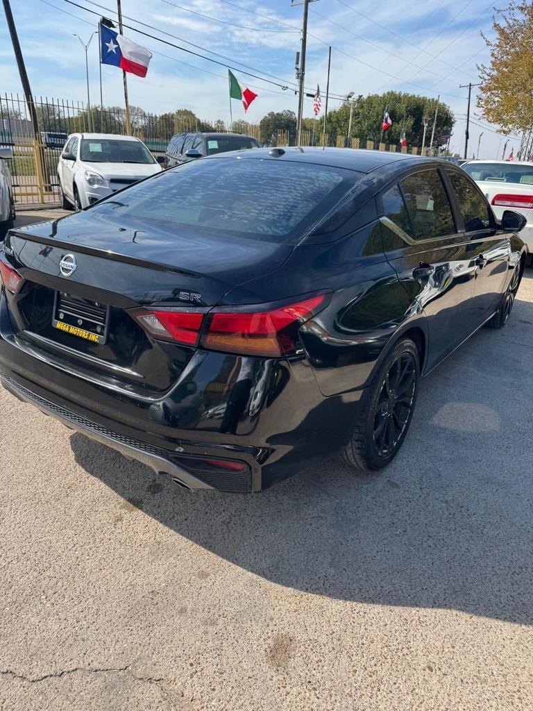 Nissan Altima  2019