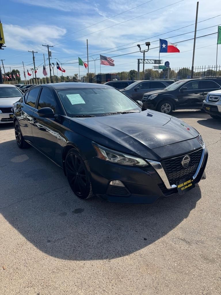 Nissan Altima  2019