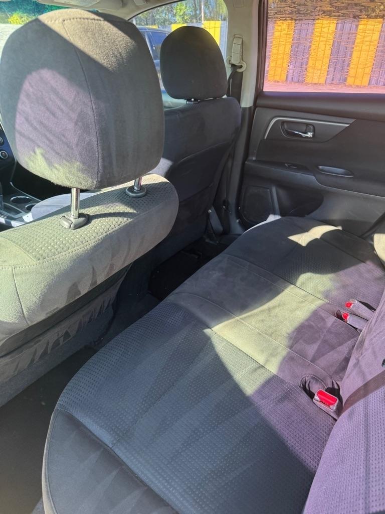 Nissan Altima  2015