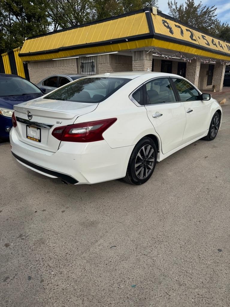Nissan Altima  2018