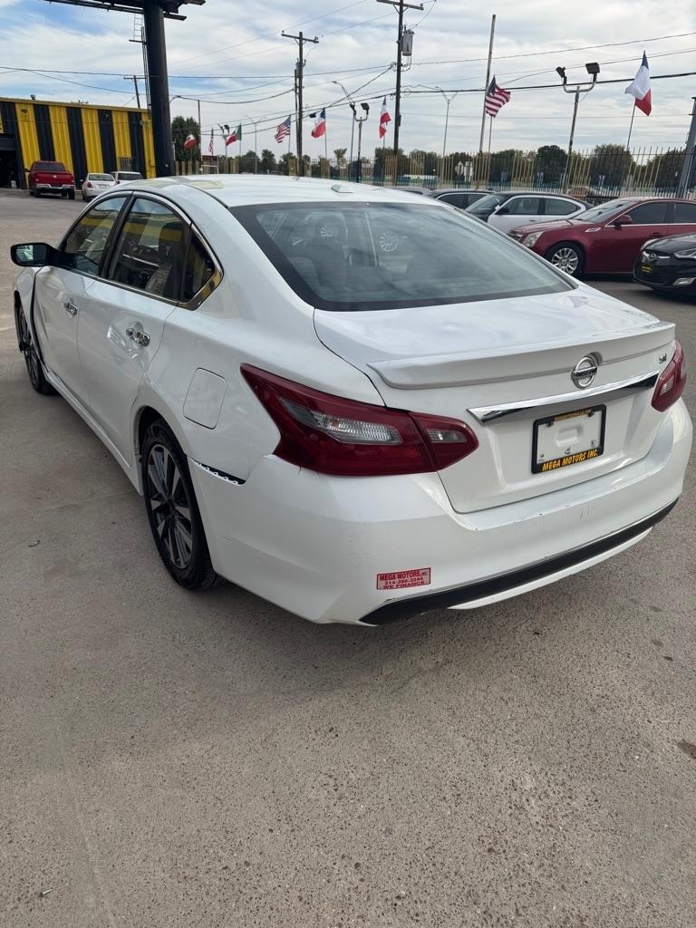 Nissan Altima  2018
