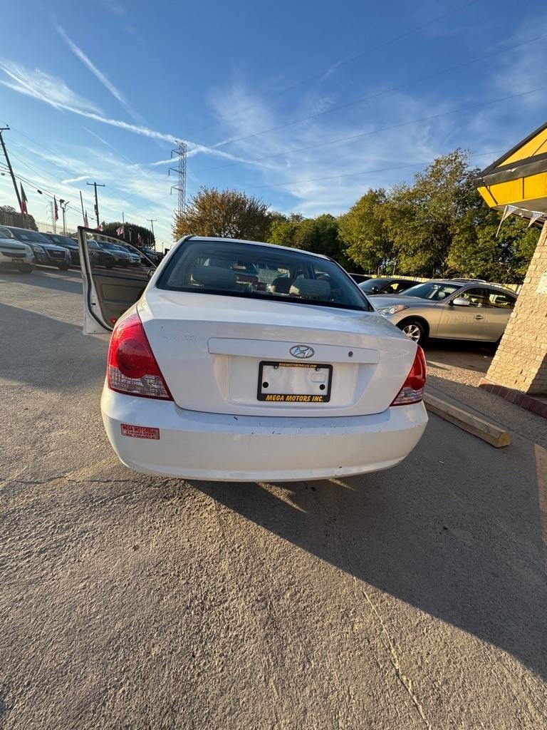 Hyundai Elantra  2006