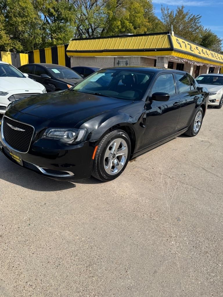 Chrysler 300  2018