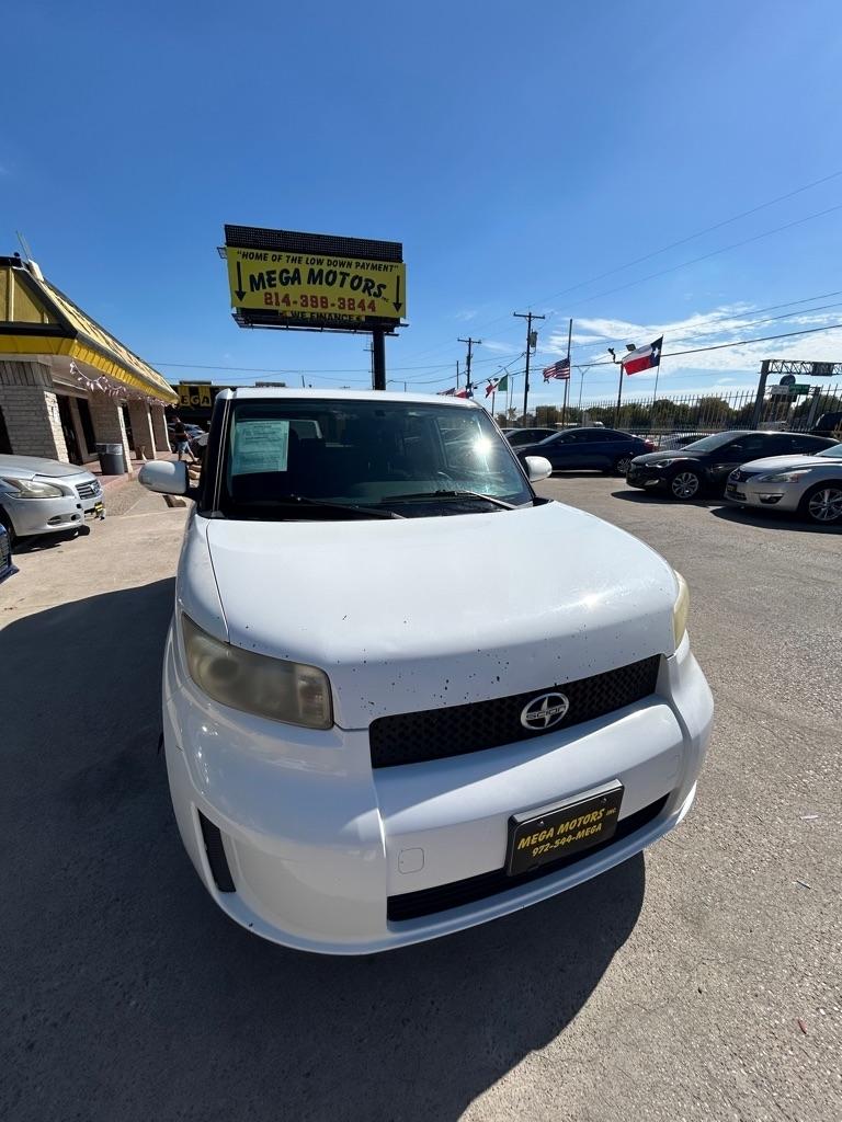Scion xB  2008