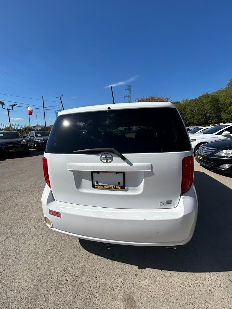 Scion xB  2008