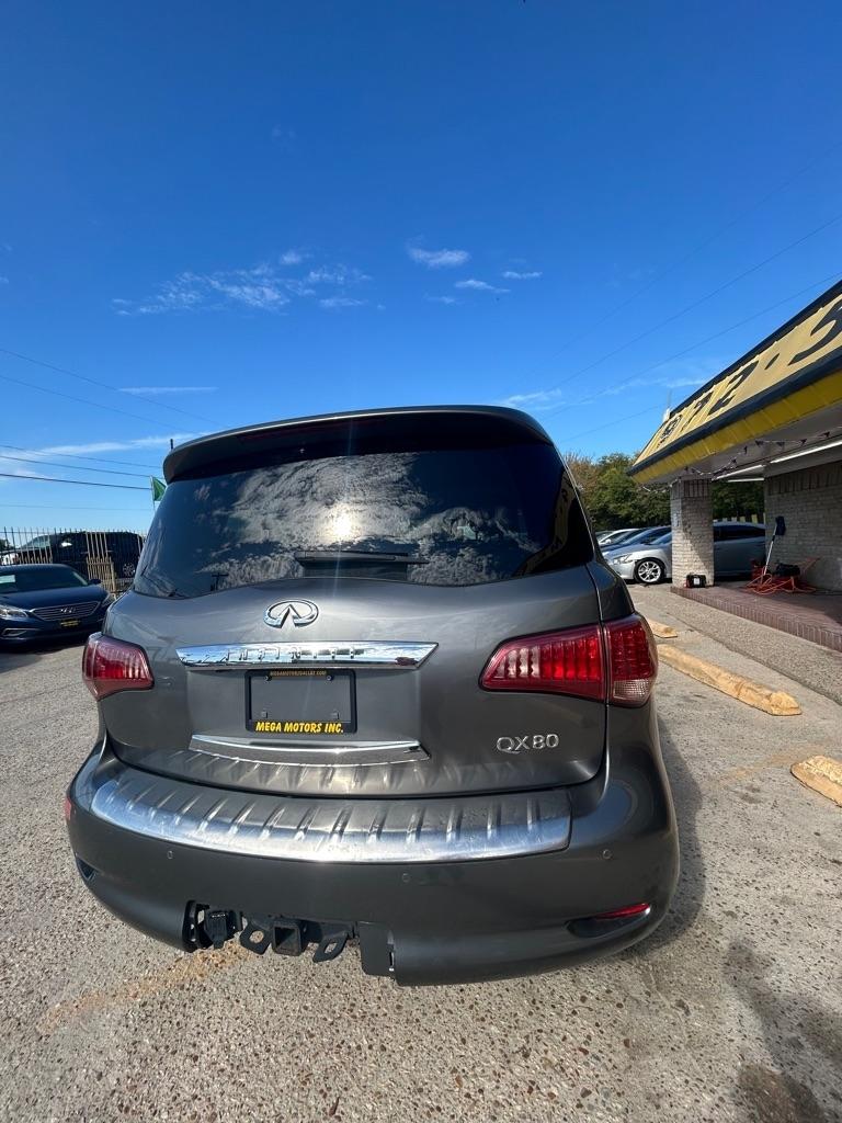 Infiniti QX80  2016