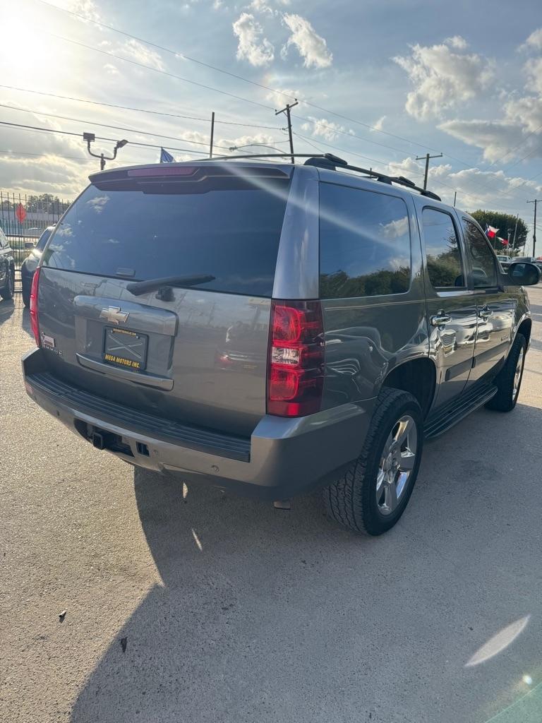 Chevrolet Tahoe  2008