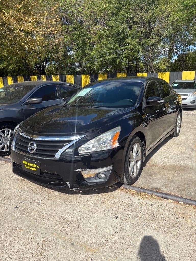 Nissan Altima  2014