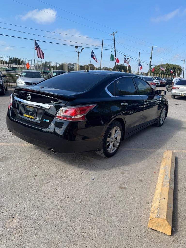 Nissan Altima  2014