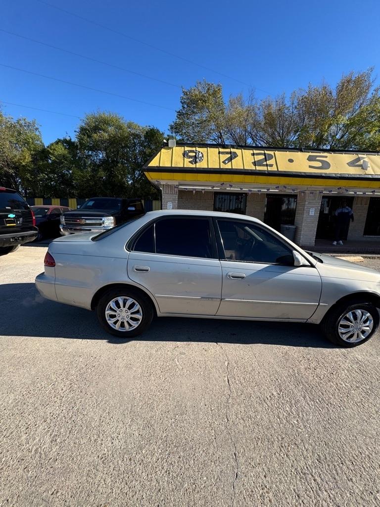 Toyota Corolla  2002