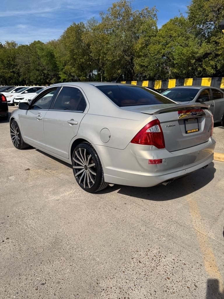 Ford Fusion  2010