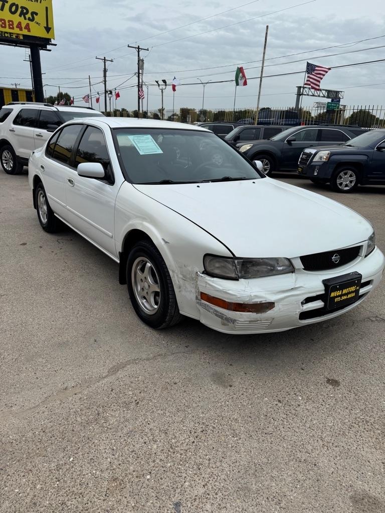 Nissan Maxima  1995