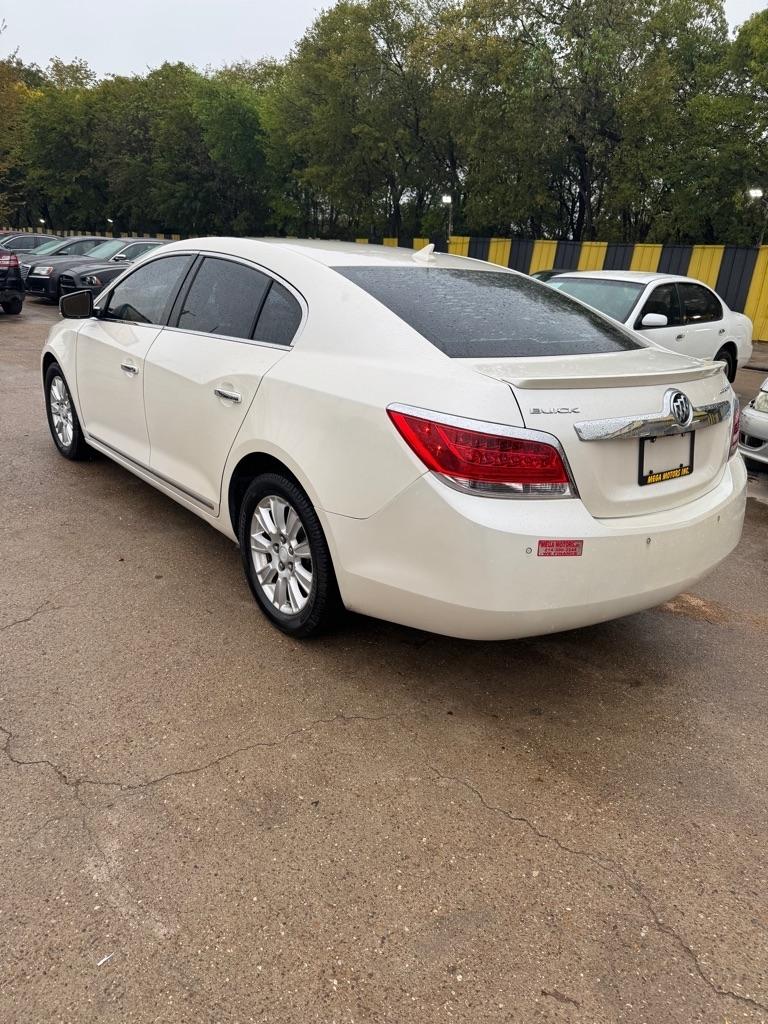 Buick LaCrosse  2012