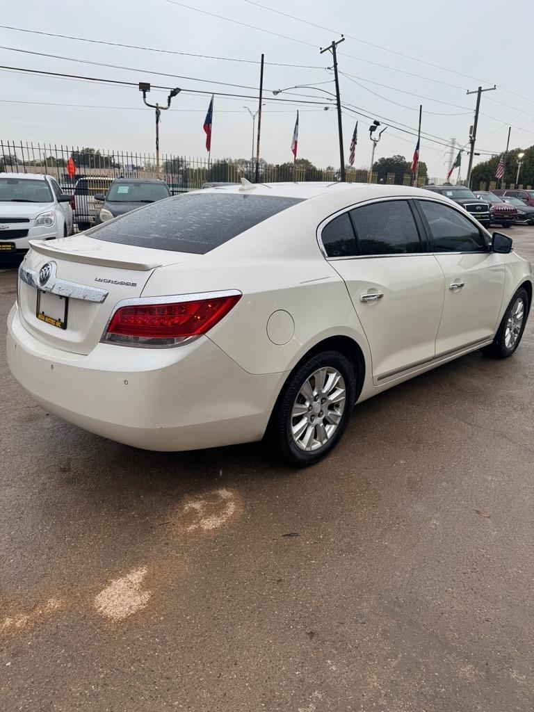 Buick LaCrosse  2012