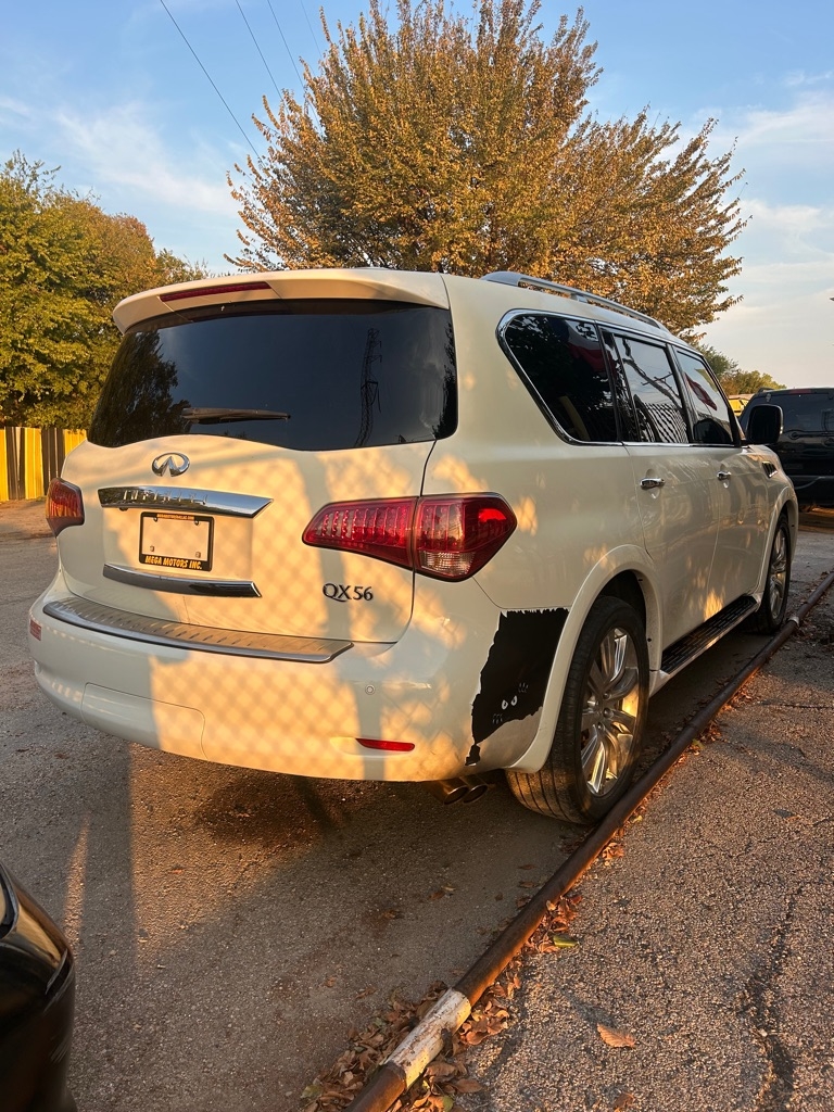 2013 INFINITI QX 56's photo