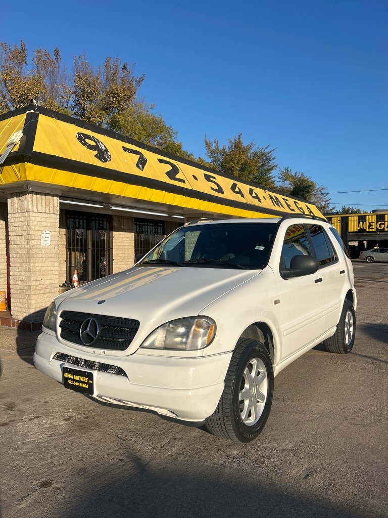 1999 Mercedes-Benz M-Class 430