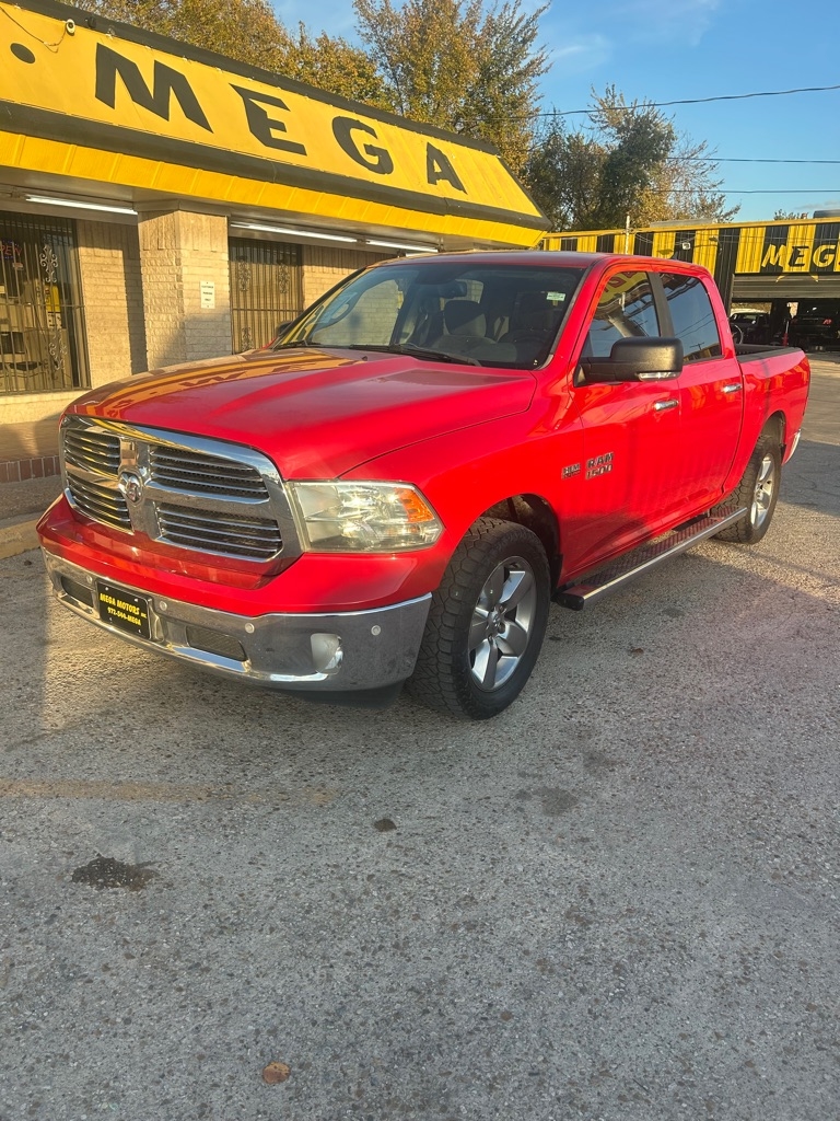 2015 RAM 1500 SLT