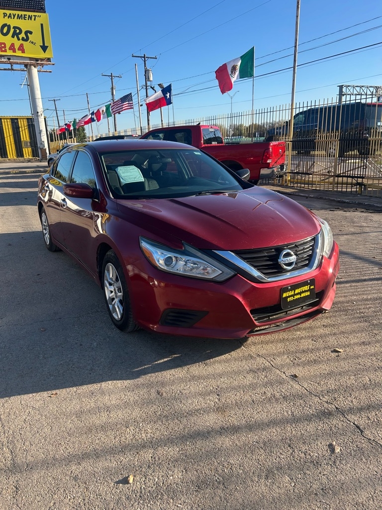 Nissan Altima  2016