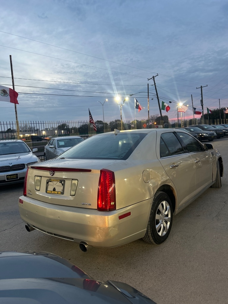 2009 Cadillac STS Base's photo