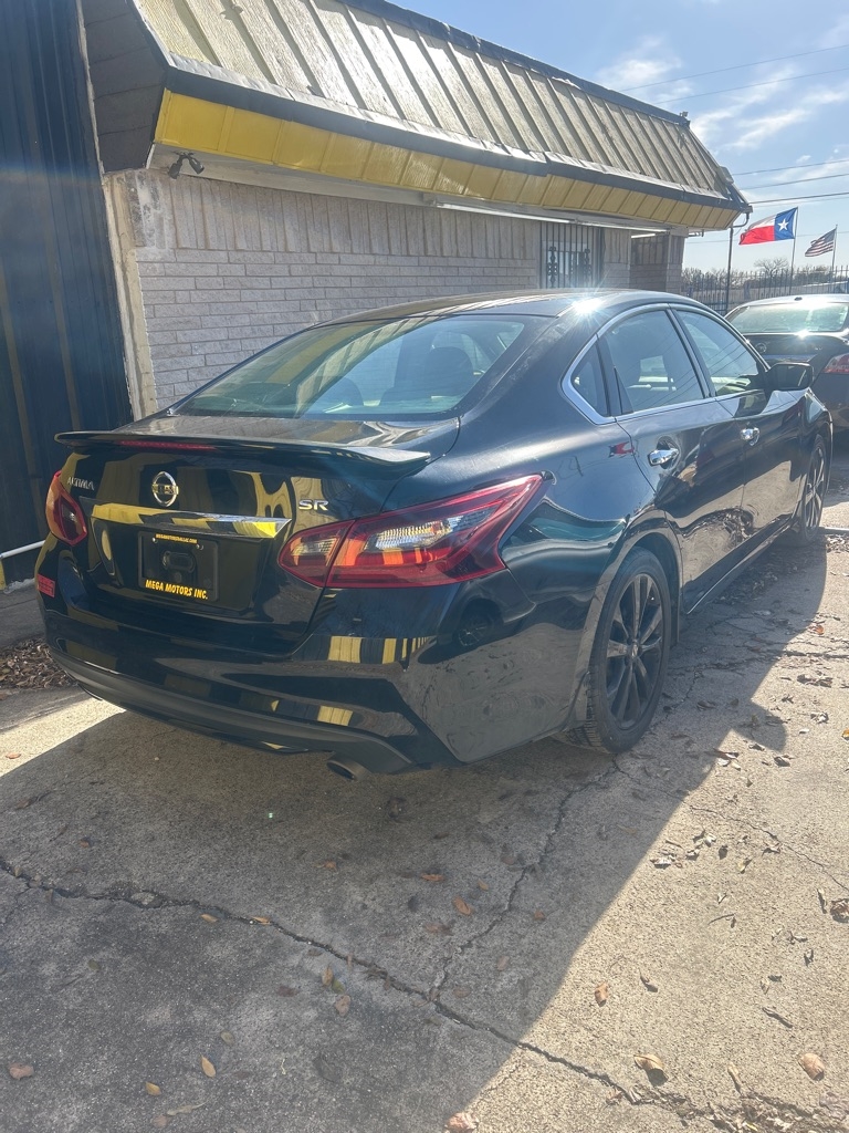 Nissan Altima  2017