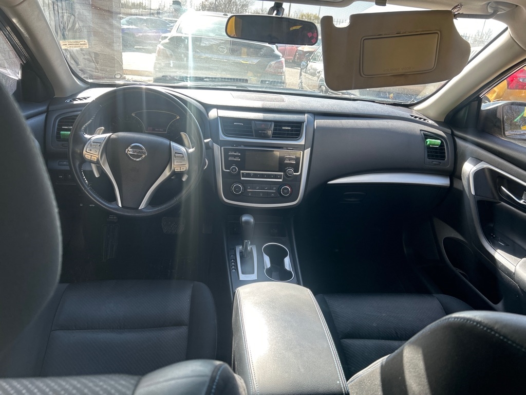 Nissan Altima  2017