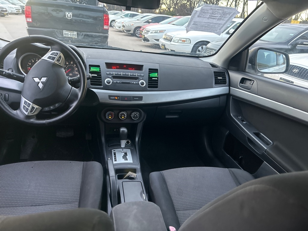 Mitsubishi Lancer Sportback  2011