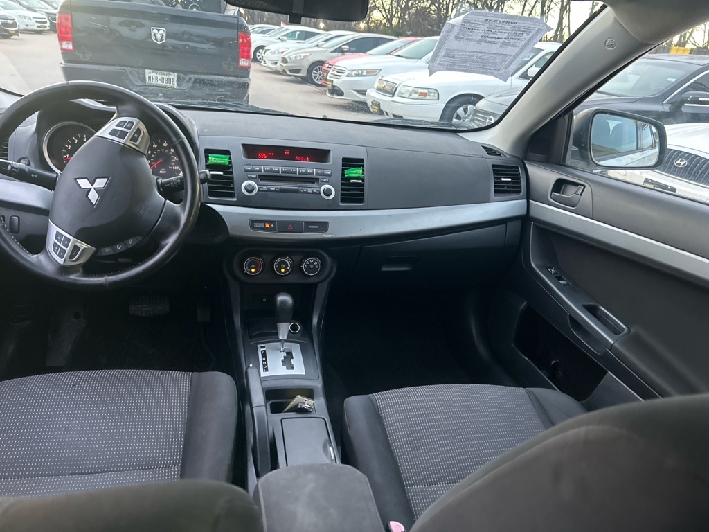 Mitsubishi Lancer Sportback  2011