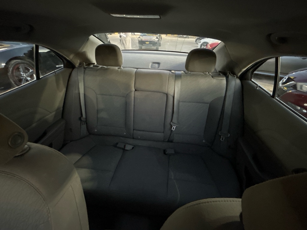 Chevrolet Malibu  2014