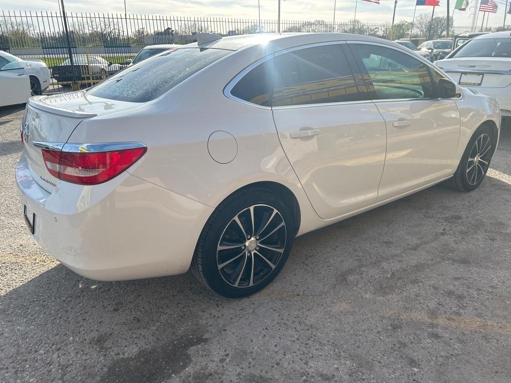 Buick Verano  2017