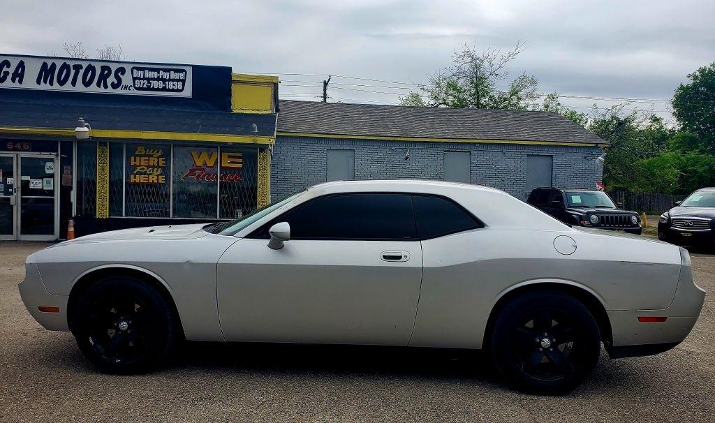 2010 Dodge Challenger SE