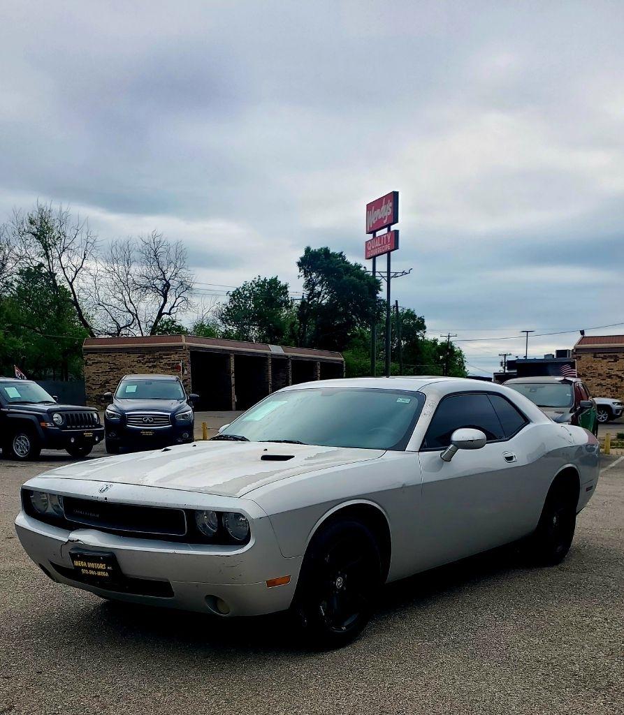 Dodge Challenger  2010