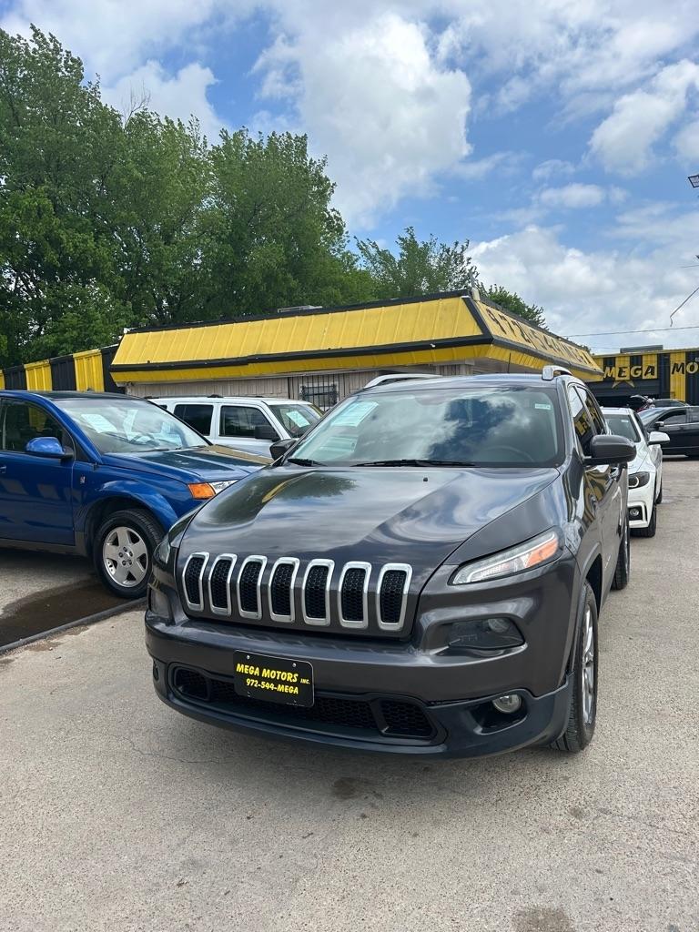 2018 Jeep Cherokee LATITUDE PLUS