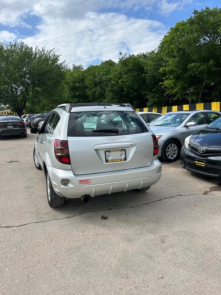 Pontiac Vibe  2004